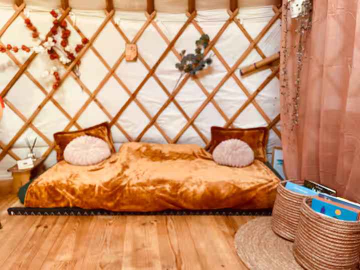 La Belle Etoile_yourte des Amoureux (et leurs petits!)