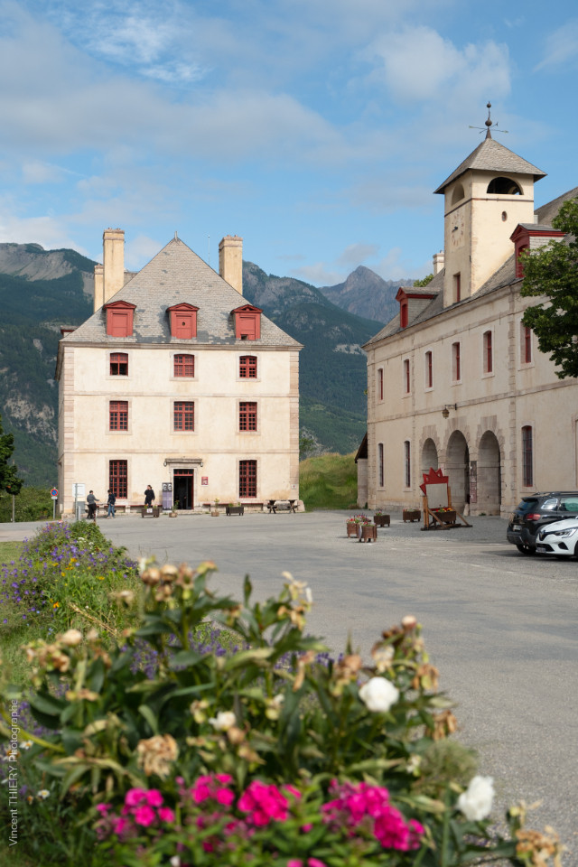 Hôte GreenGo: Le Pavillon des Officiers