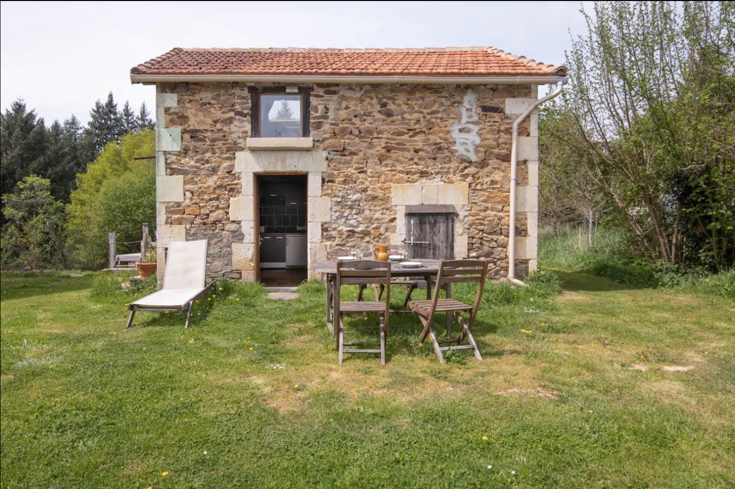 Petite maison en Pierre