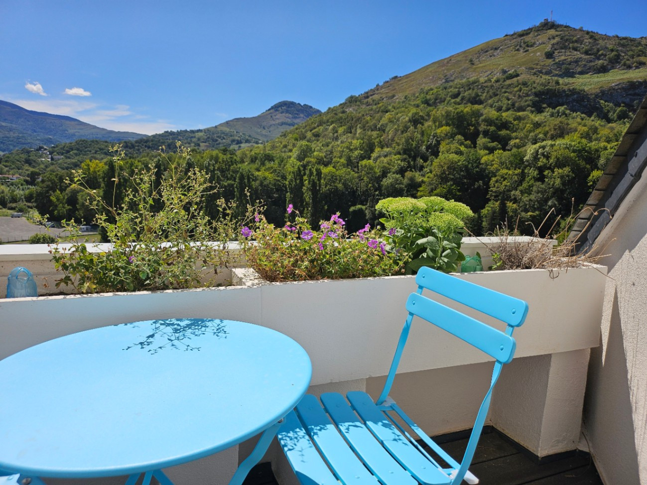 Un balcon sur le gave