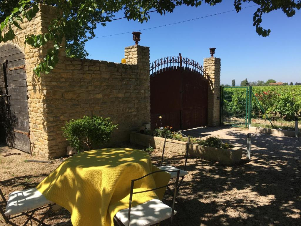 Location Vaucluse Romantique