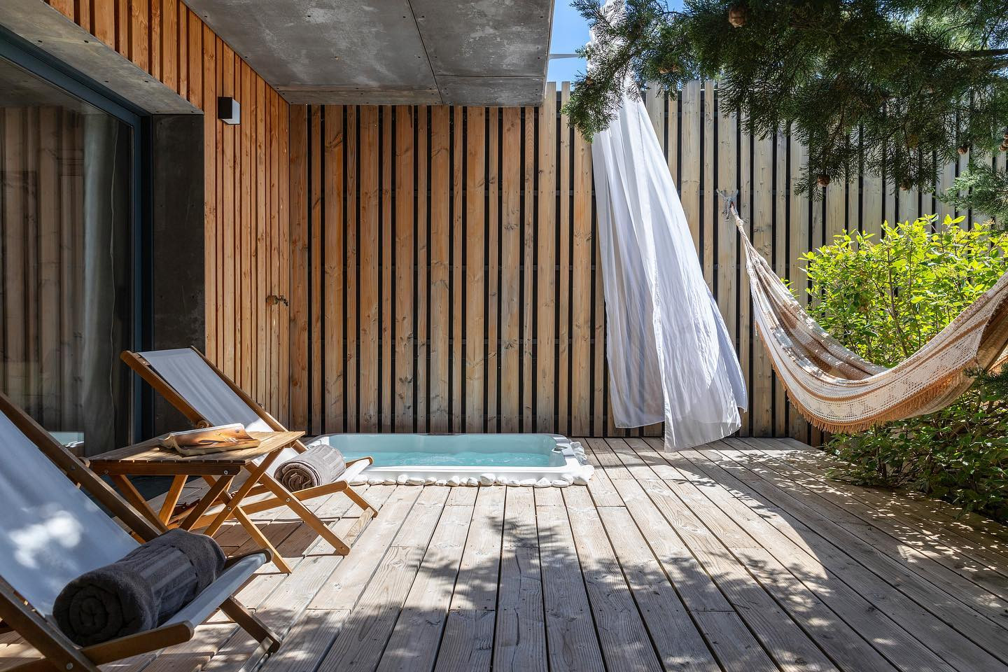 GreenGo Bien loin D'ici - Spa B&b _ Nimes