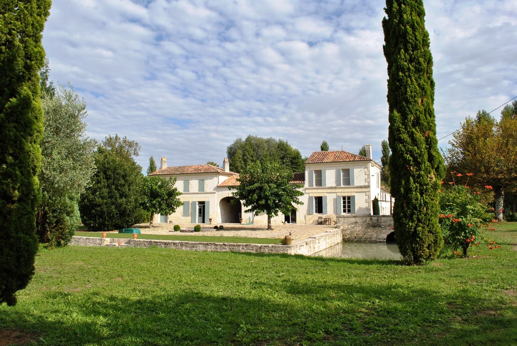  Charente-Maritime À la campagne