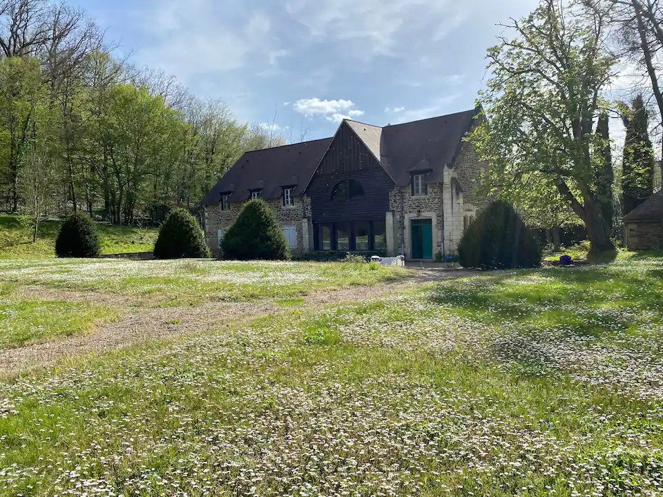 Hôte GreenGo: Dépendances du Château de Saint Quintin sur Sioule