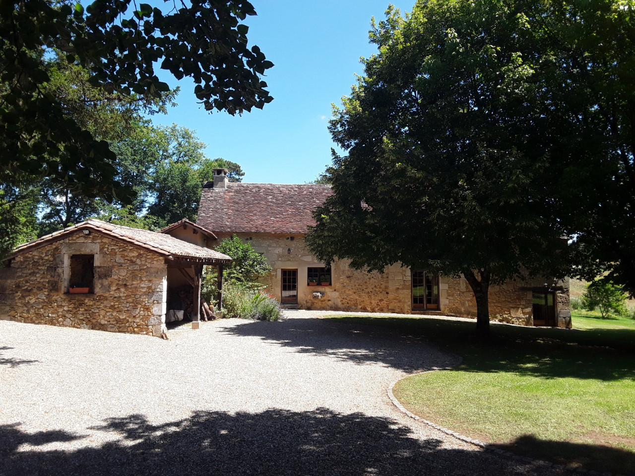 Maison Périgourdine du Xvième en pierres