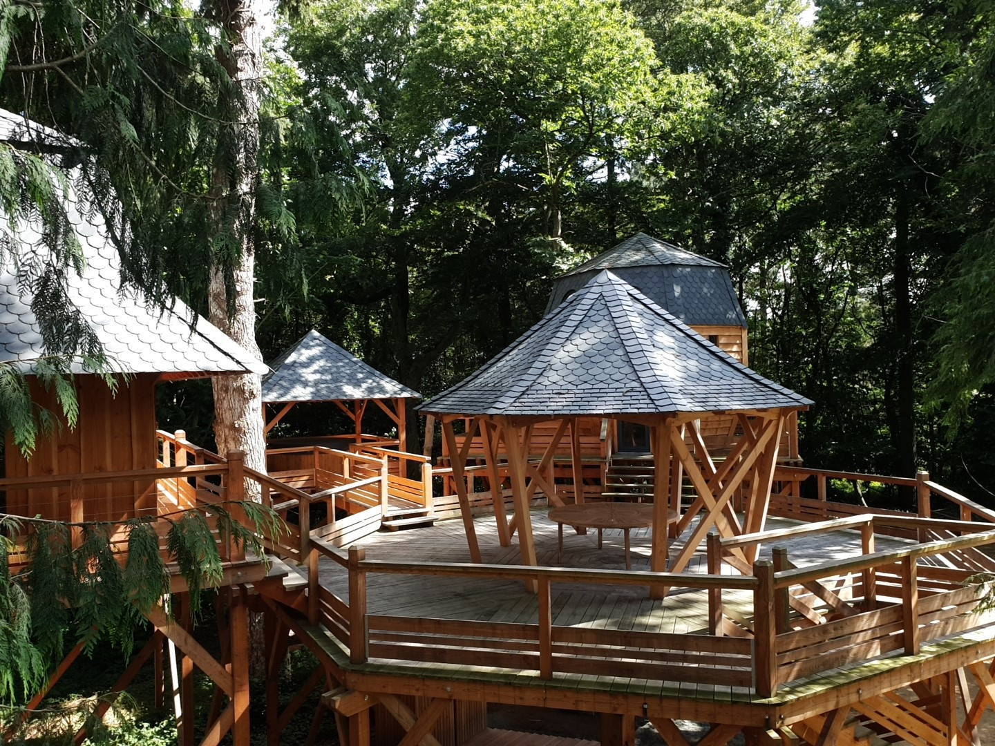 Logement GreenGo: Les cabanes de Mantallot