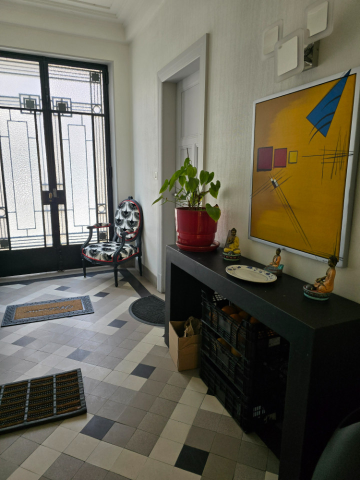 Hotel particulier Art Déco avec garage sécurisé sur place