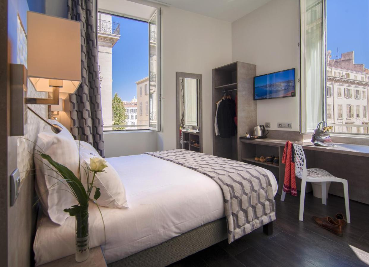 Hôtel Carré Vieux Port 3 étoiles