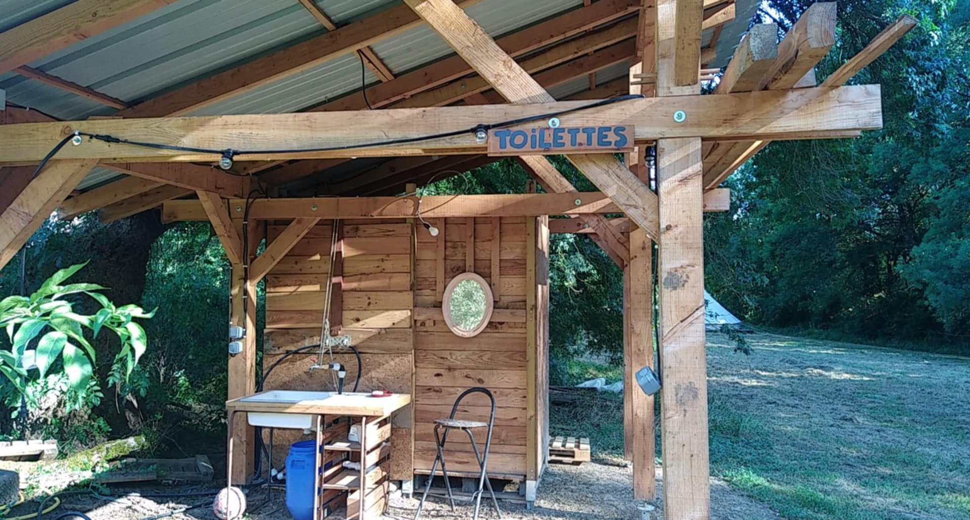 Tarn Glamping