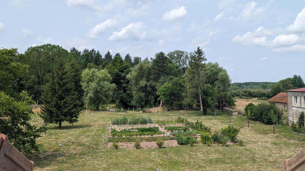 GreenGo Chambre d’hôtes Bourgogne-Franche-Comté À la campagne