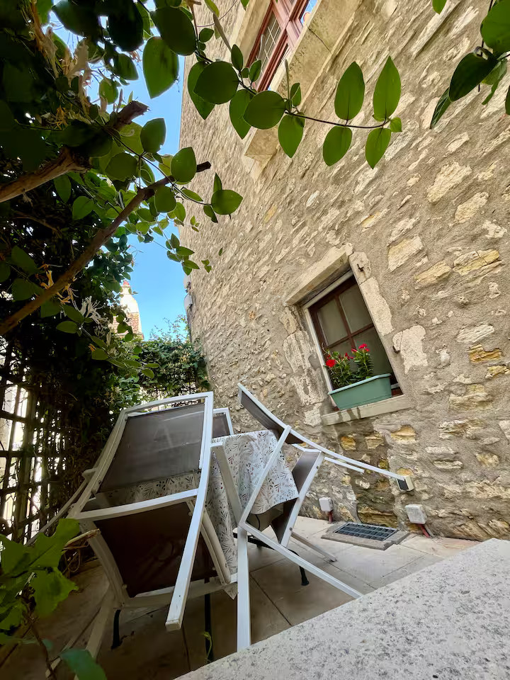 Belle maison en pierre