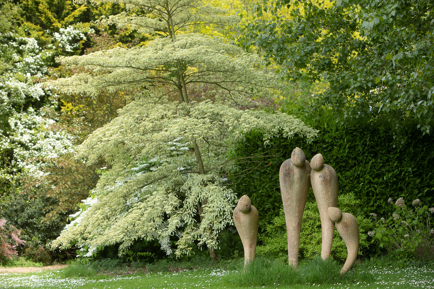 GreenGo Les Maisons d'Hôte et la Grange du jardin d'artiste "Terre d'Accord"