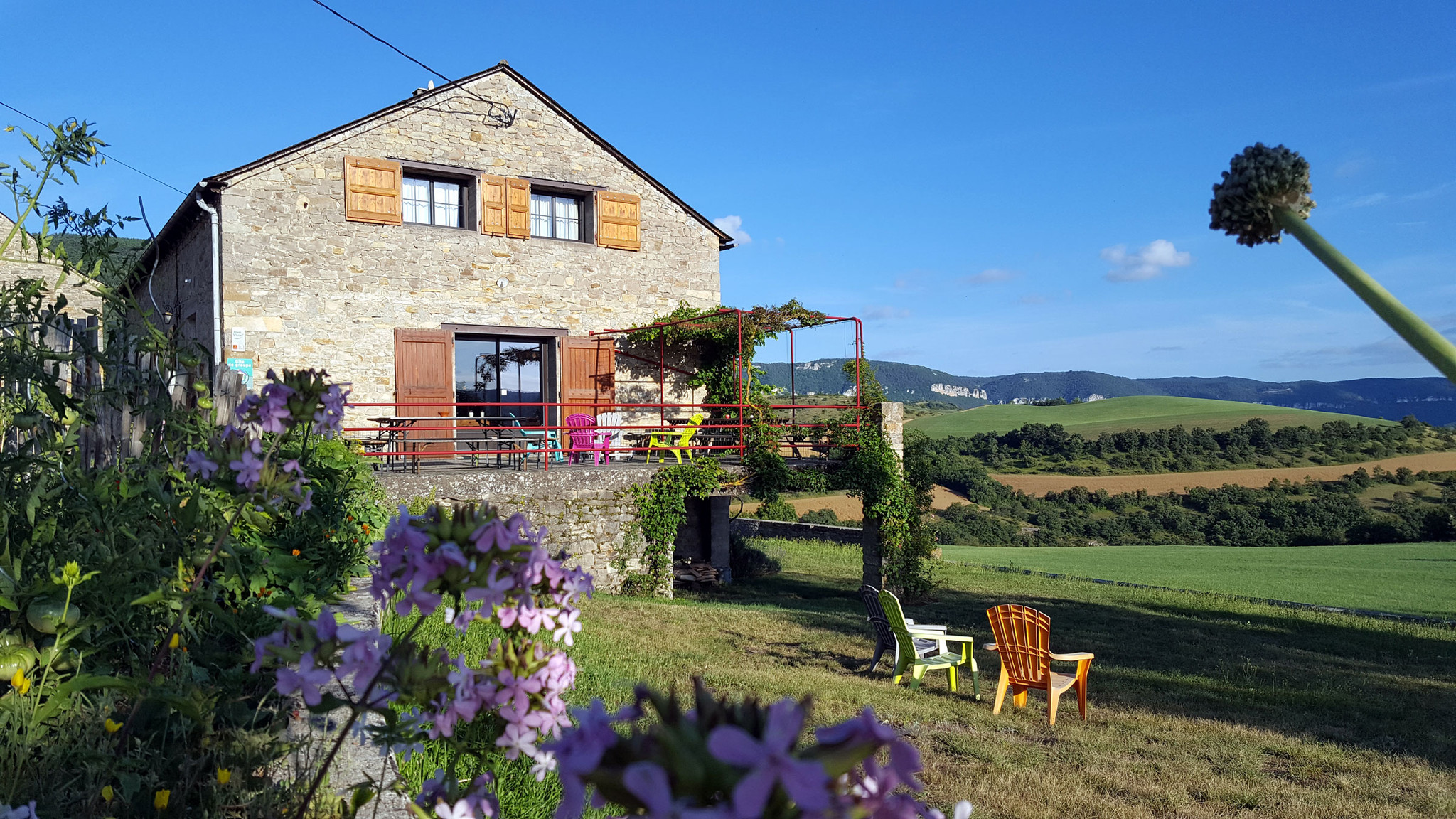 GreenGo Le grand Gîte de Cabrières et sa roulotte