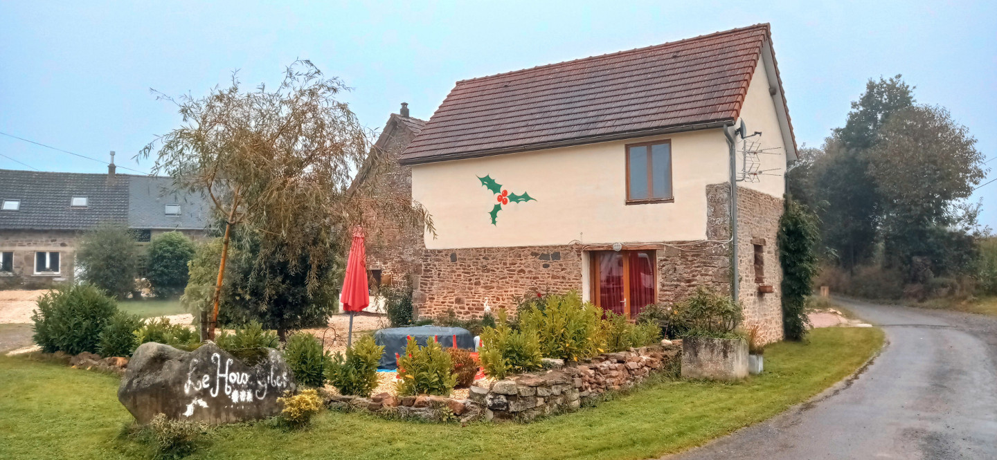 Hôte GreenGo: Le Houx Gites - Gîtes de charme avec piscine et jacuzzis privés
