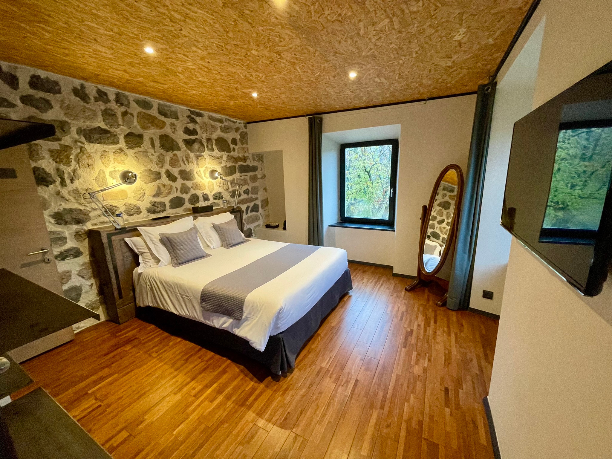 Logement insolite Haute-Loire Haut-de-gamme