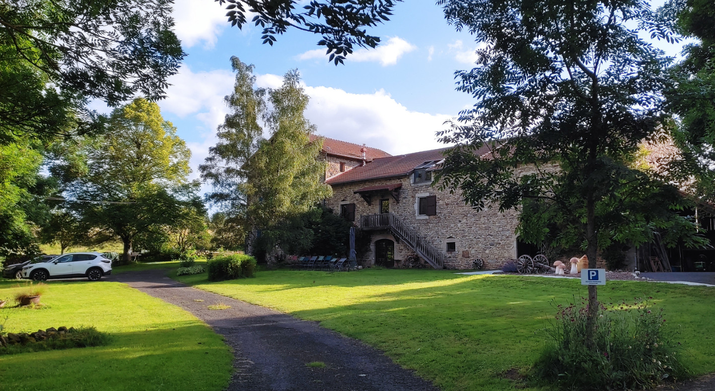 GreenGo Gîte Auvergne-Rhône-Alpes Gîte de groupe