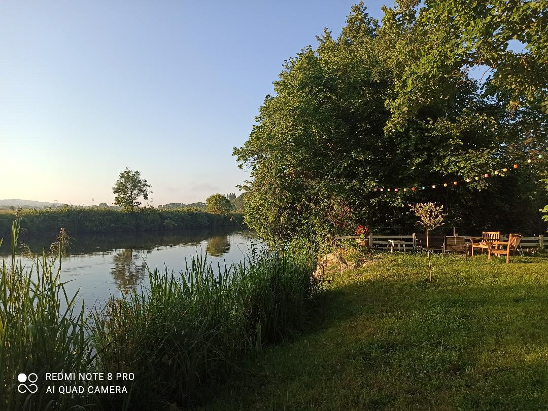 Chambre Lilas au Havre de Paix au Bord de l'Eure