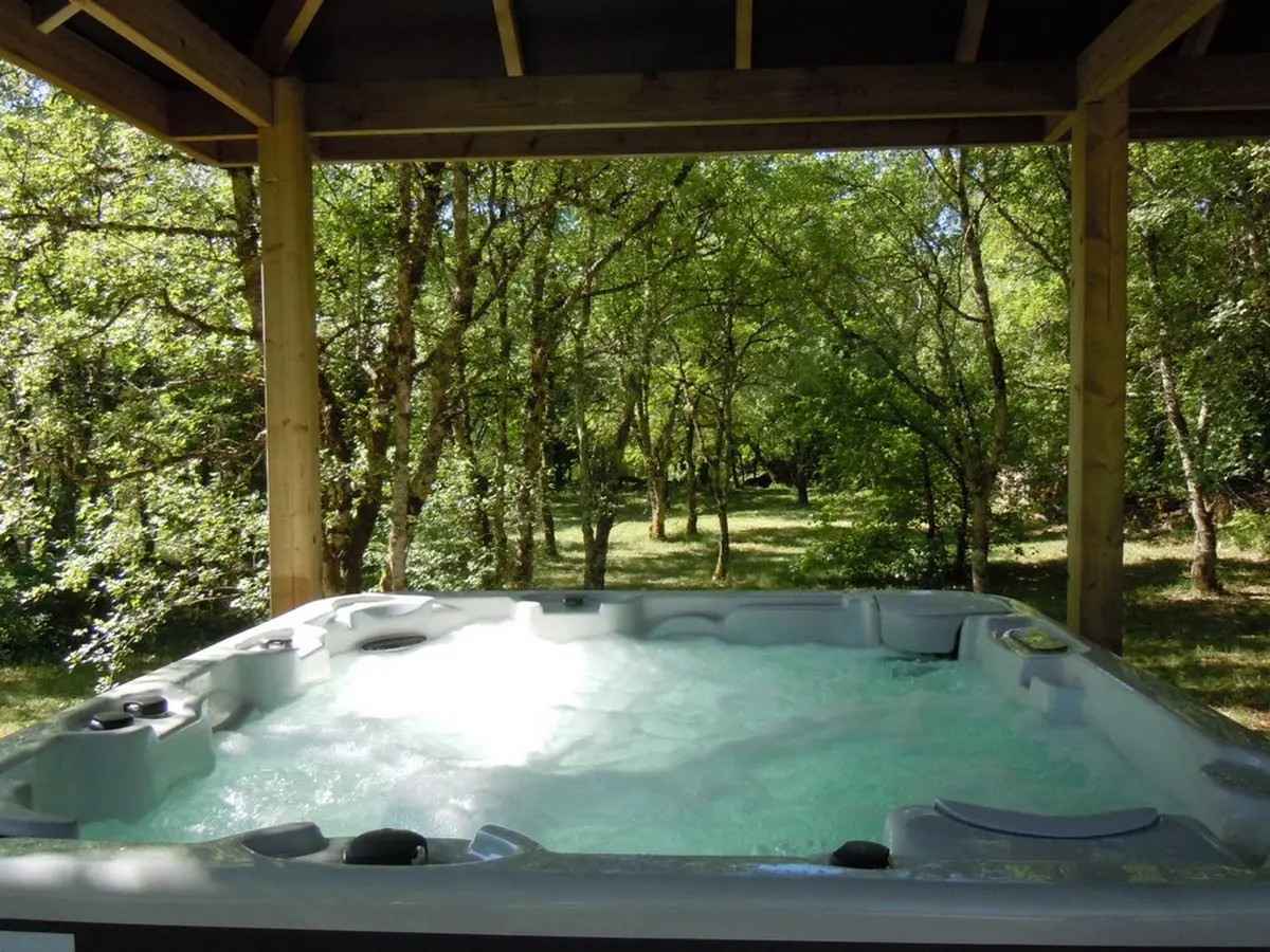 GreenGo Domaine du 'mas de Tourel' - Lodge piscine & spa privatif dans le Lot