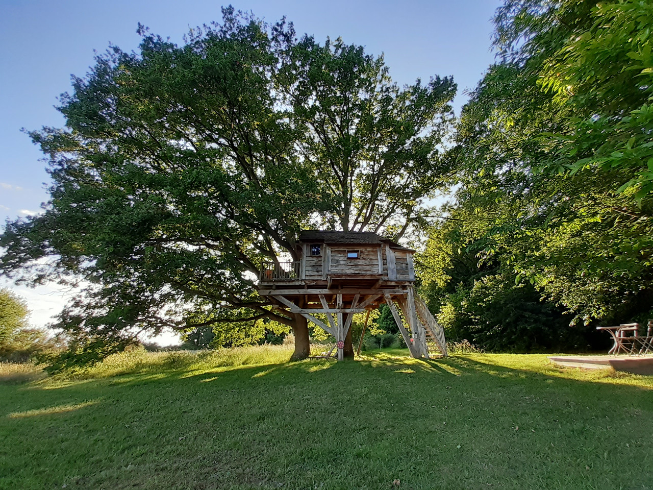 Cabane sur pilotis Orne Glamping