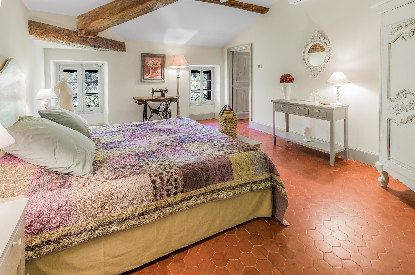 GreenGo Château Mentone, Vignoble d'hôtes en Provence