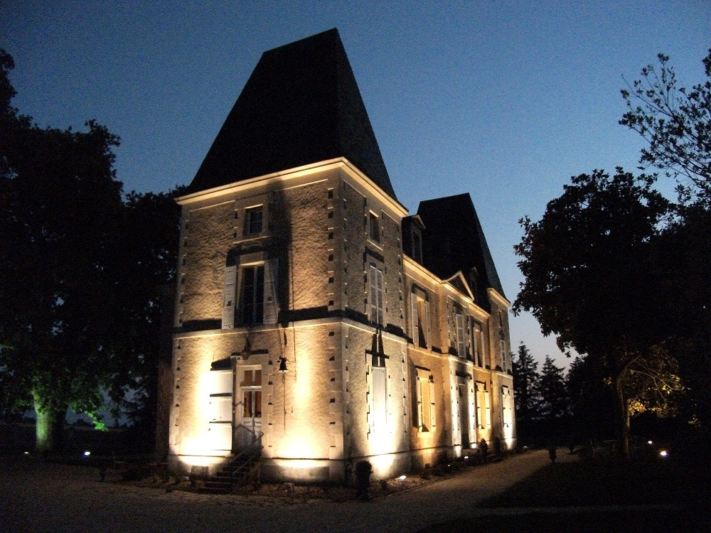 Château de Bellevue près du Puy du fou