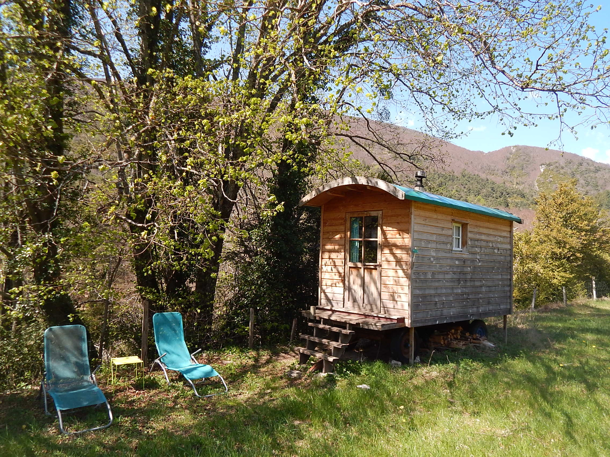 Logement insolite Drôme Gîte de groupe