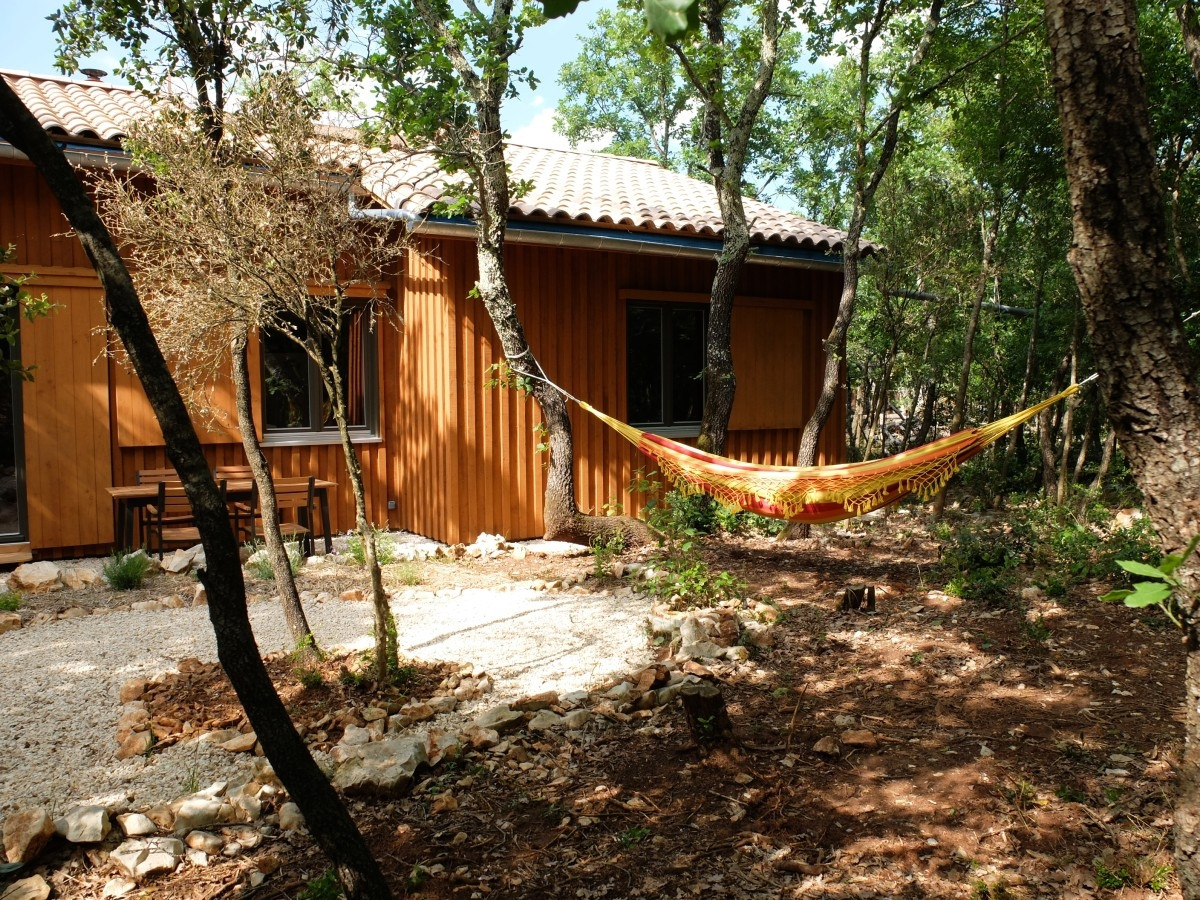 GreenGo 1000 Pailles Ecogîte et Cabane en bois à proximité des Gorges de l'Ardèche