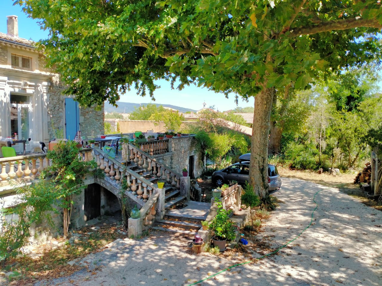 Agréable gîte en val de Cèze,  Provence occitane