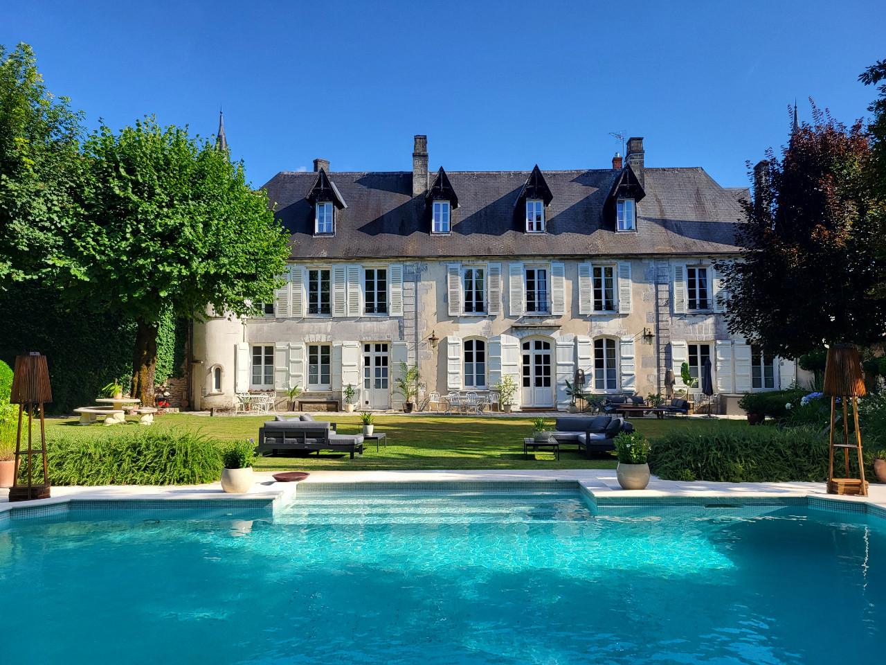 Logis des Tourelles, Maison d'Hôtes et Appartement