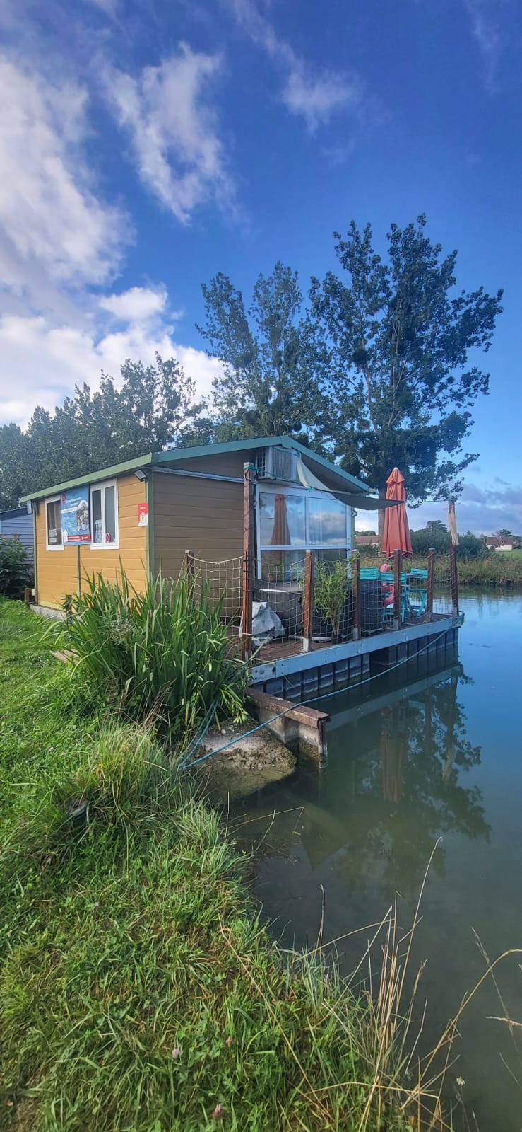 Hôte GreenGo: Cottage flottant insolite aux Portes de Dijon option jacuzzi