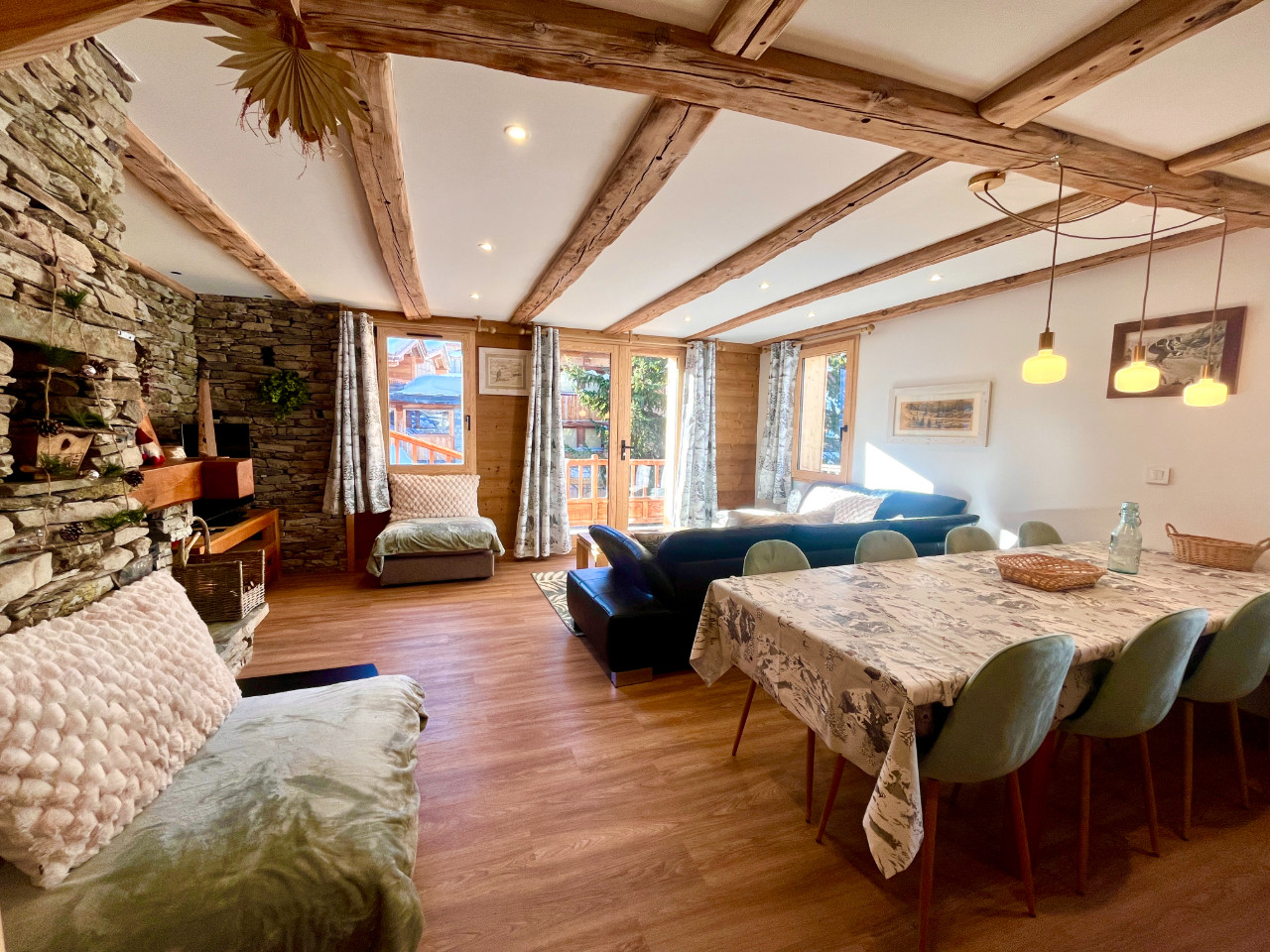 GreenGo Tignes Duplex 8 p dans Chalet - Cheminée - Skiroom - Parking - Pied des pistes - 2000m