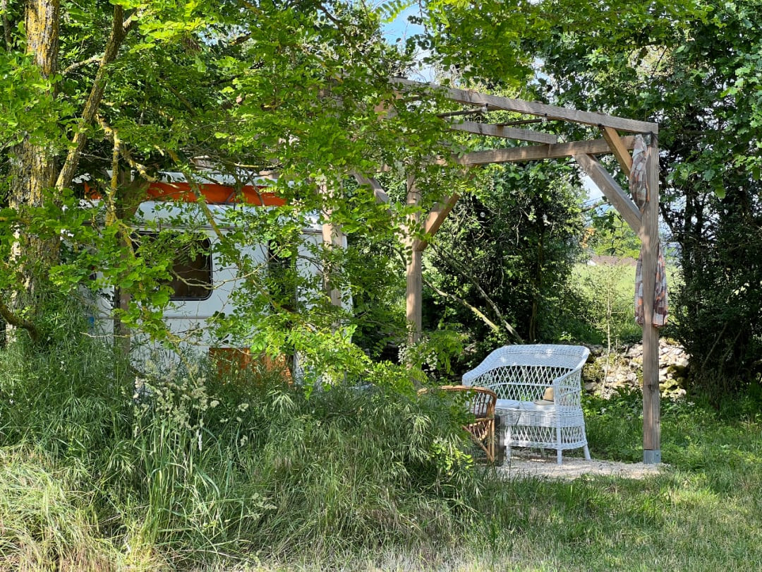 Les divines caravanes (proche Futuroscope en pleine nature)