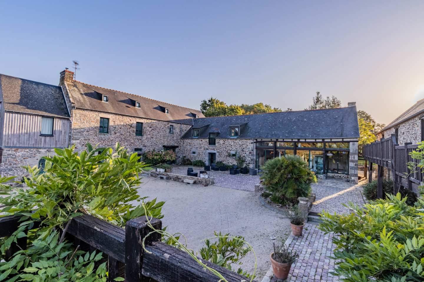 GreenGo Hôtel Manoir de Rigourdaine