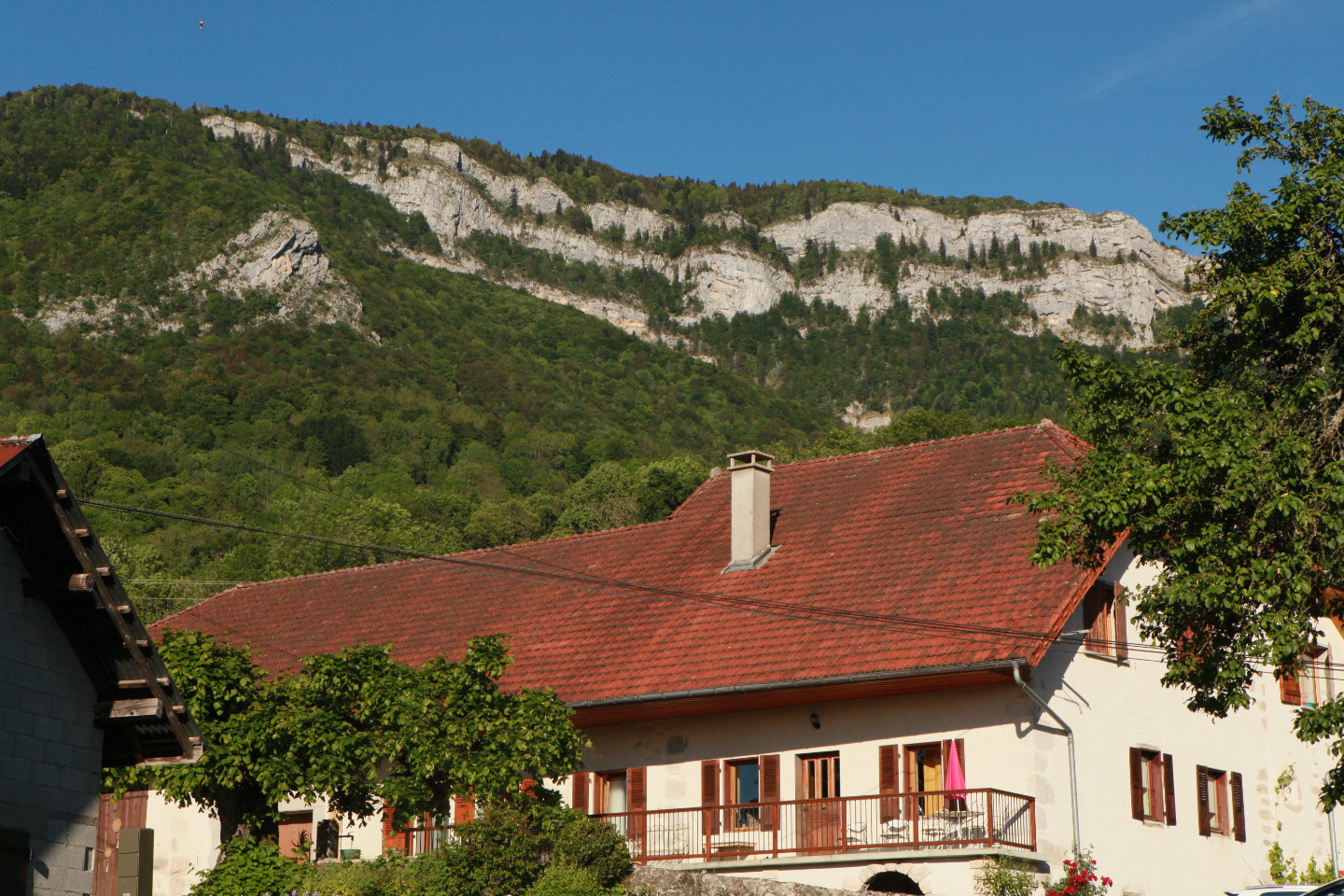 GreenGo Petit Gîte à la ferme "le Pesset". Massif des Bauges, Calme, Nature