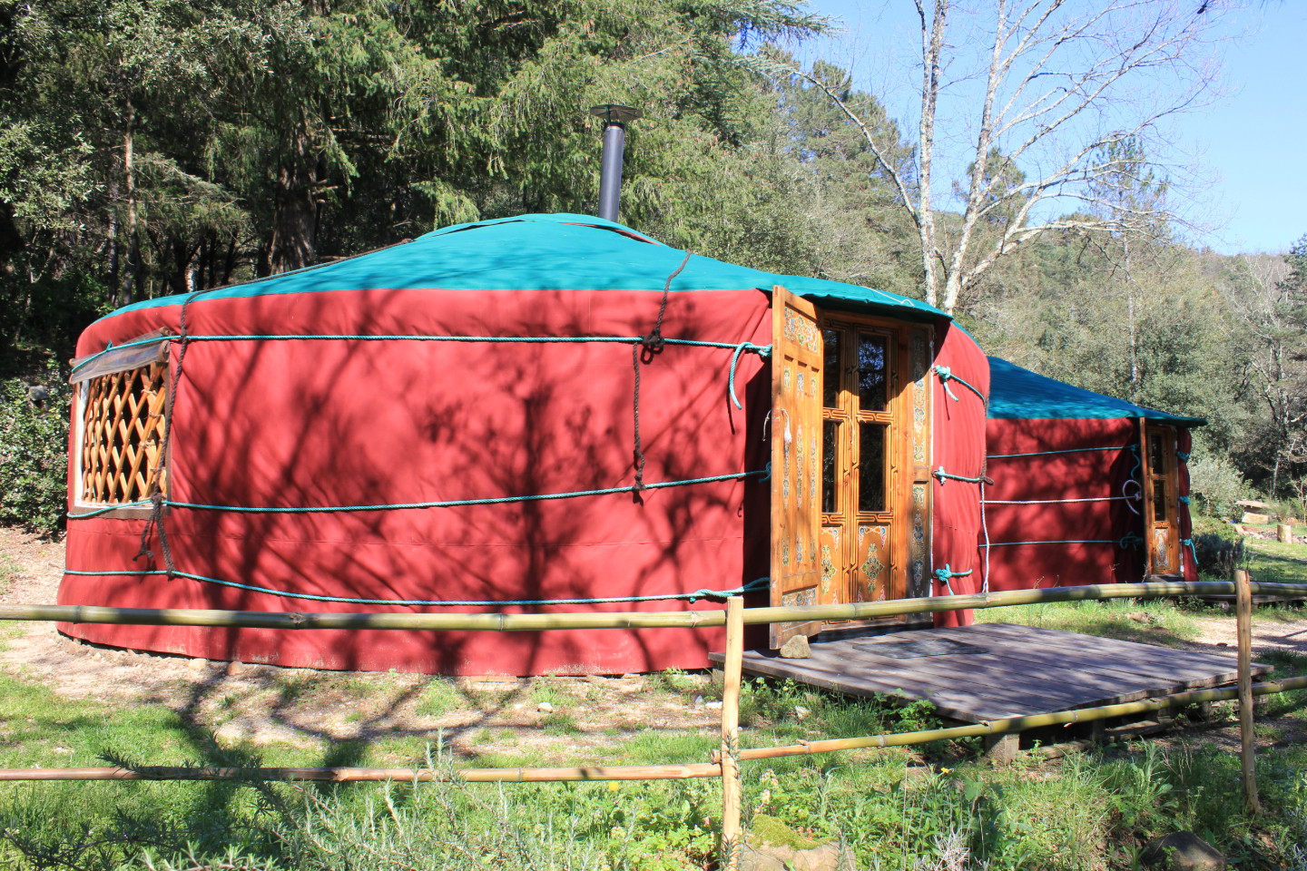 Le Campement Yourtes Découverte. Yourte duo Chamanïa