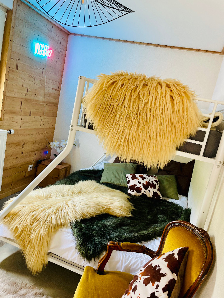 GreenGo Rockin 70’s lodges