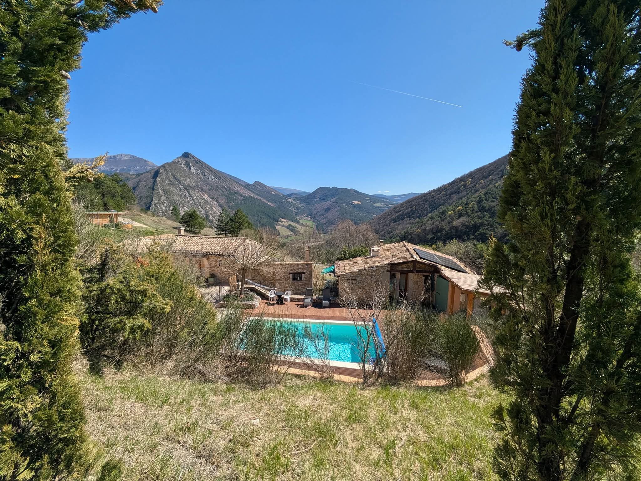 Hôte GreenGo: La Maison dans les étoiles  - gîte éco-poétique, spa et shala de yoga en drôme provençale