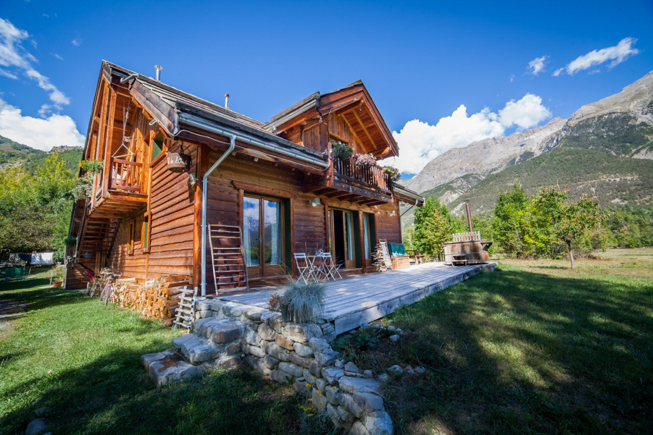 Location Hautes-Alpes Gîte de groupe
