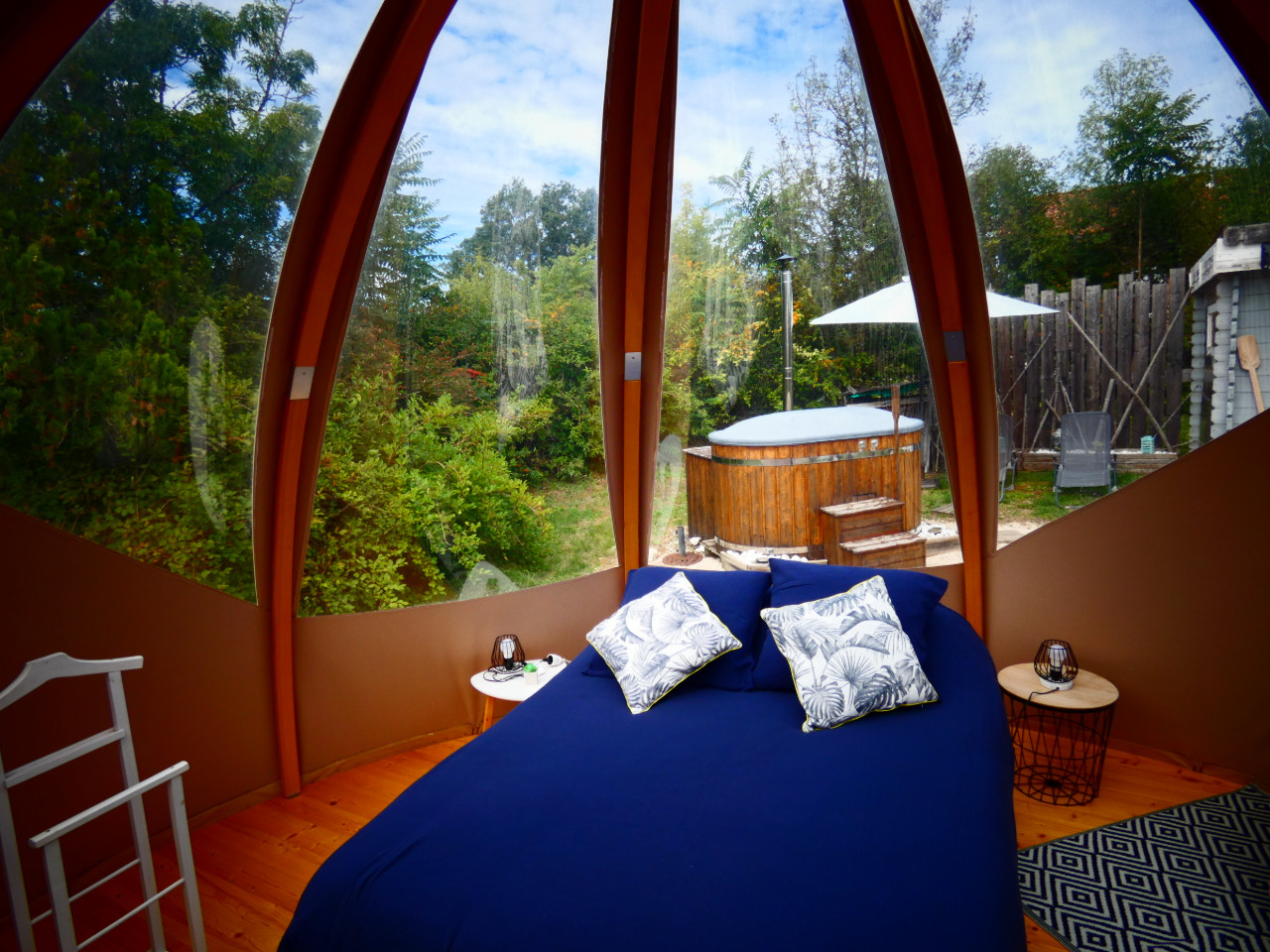 Au Millepertuis Wigwam avec bain nordique et sauna privés