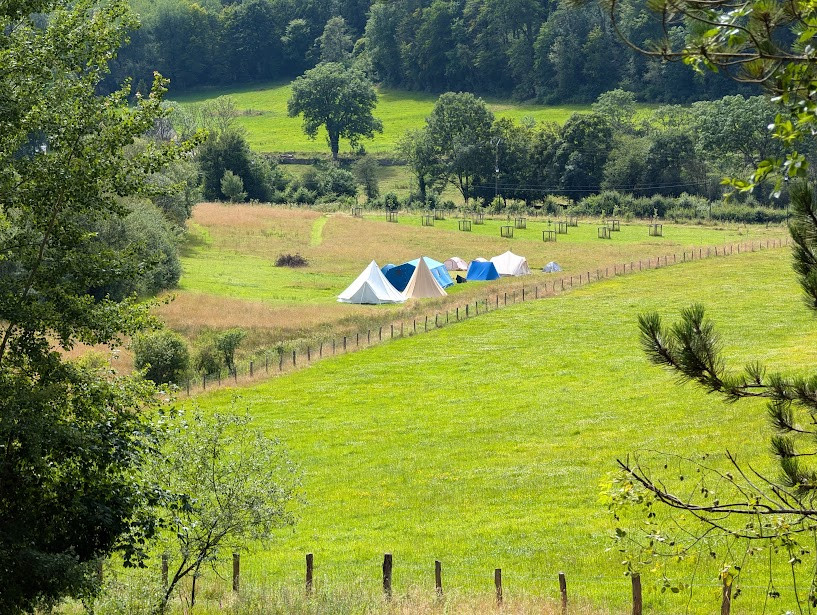 Le camping de la cigogne noire