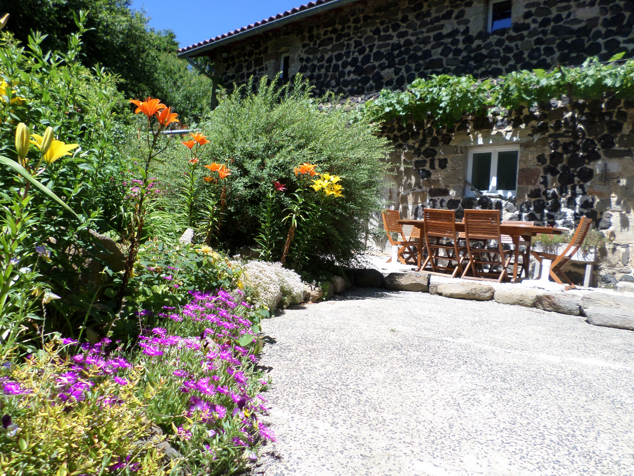 GreenGo Nuits D'y Cîmes : Hébergements insolites, Bulle et Spa Ardèche, Auvergne Rhône Alpes