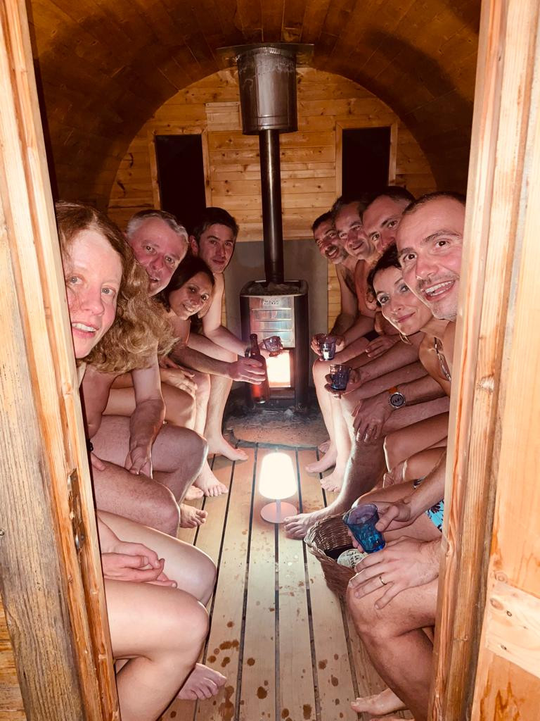 Gîtes montagnards avec sauna tonneau bois, Gap