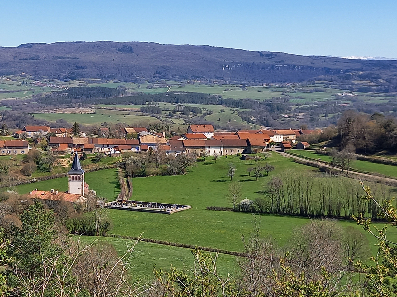 GreenGo Maison de Village au coeur de la Petite Montagne