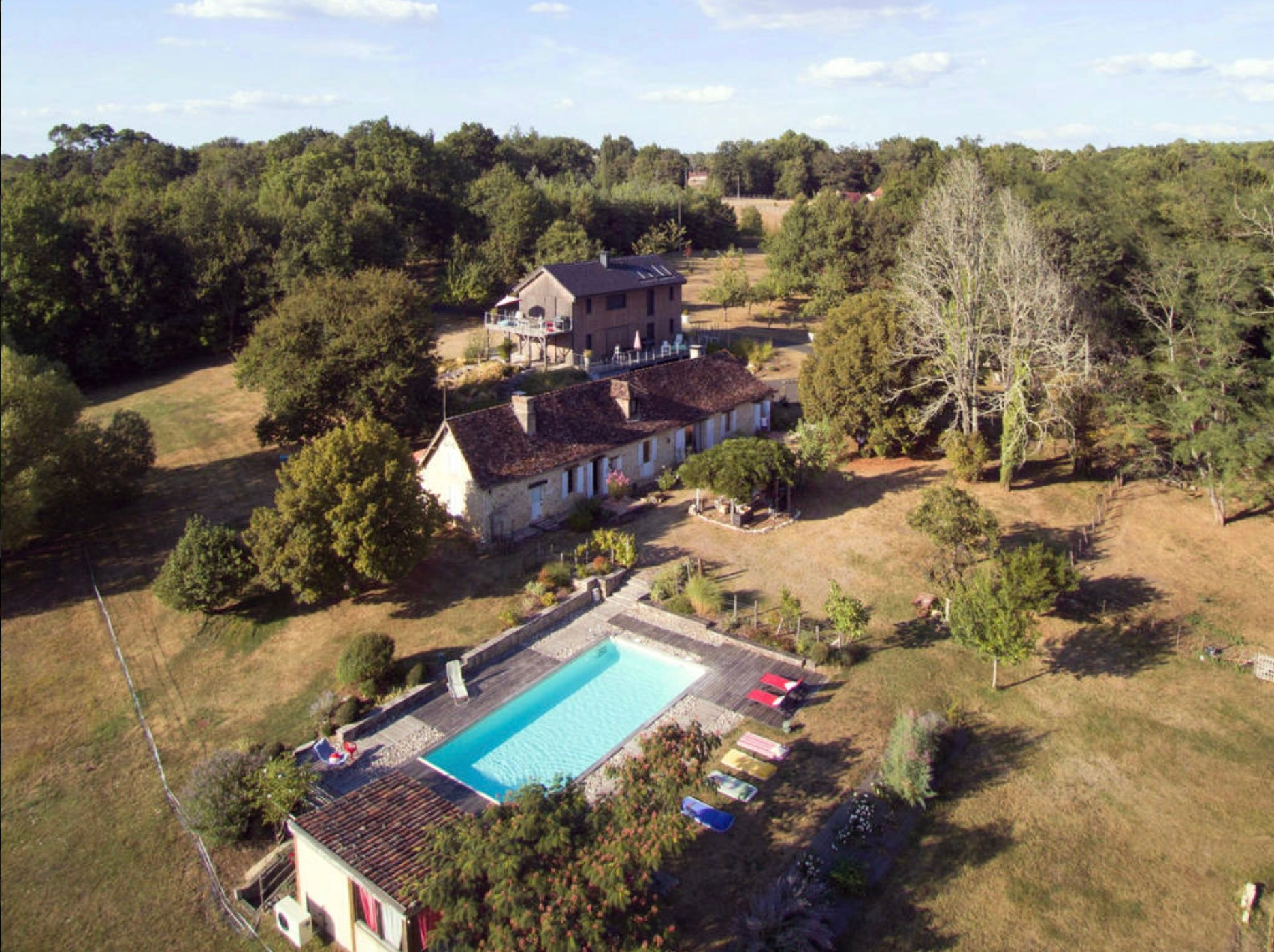 Gîtes contemporains au coeur du Périgord