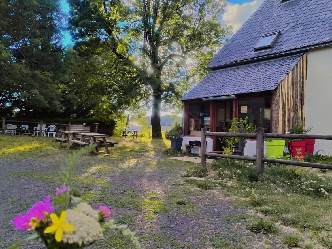 GreenGo Le Volcan'Hostel