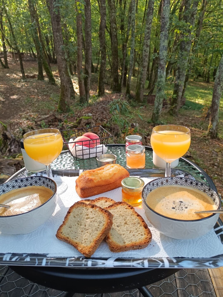petit déjeuner confectionné par nos soins