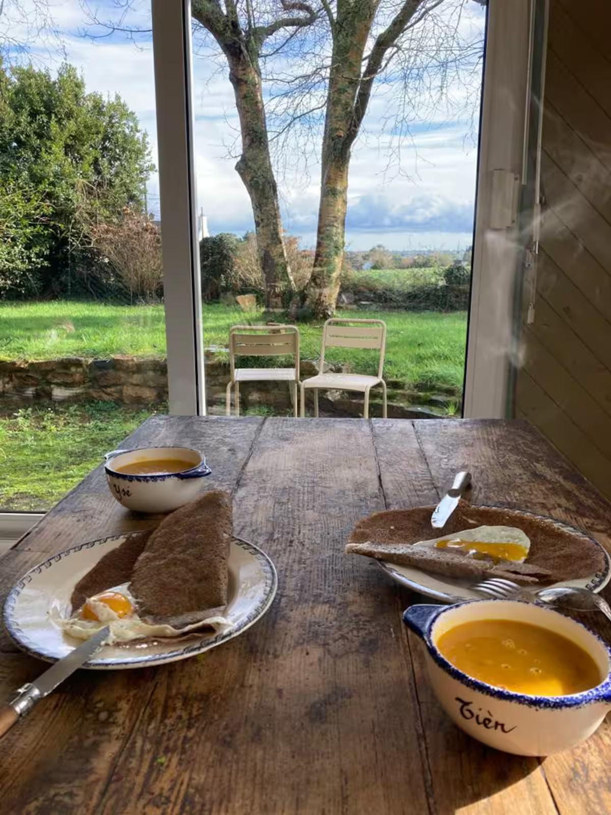 Petit-déjeuner fait maison, bio et local