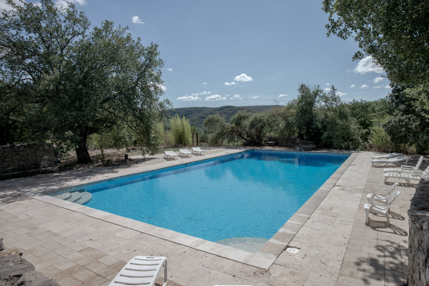 Piscine immense
