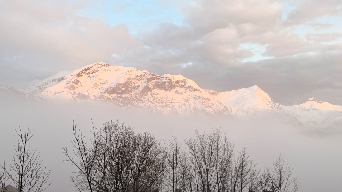Appartement avec vue sur les montagnes
