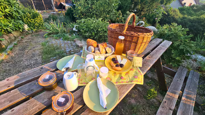 Petit-déjeuner gourmant local